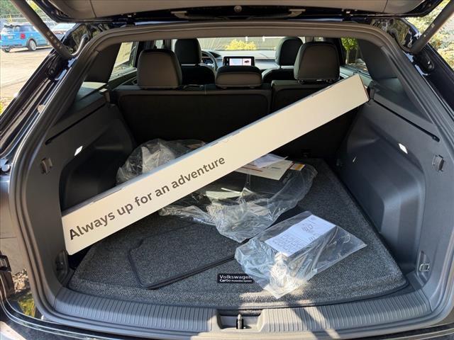 new 2026 Volkswagen Atlas Cross Sport car, priced at $48,989