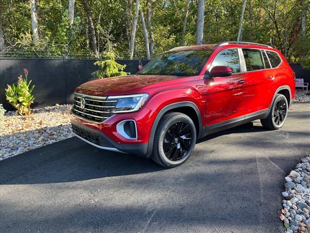 new 2024 Volkswagen Atlas car, priced at $46,082