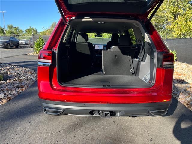 new 2024 Volkswagen Atlas car, priced at $46,082