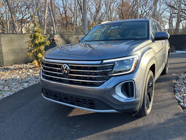 new 2025 Volkswagen Atlas car, priced at $43,315