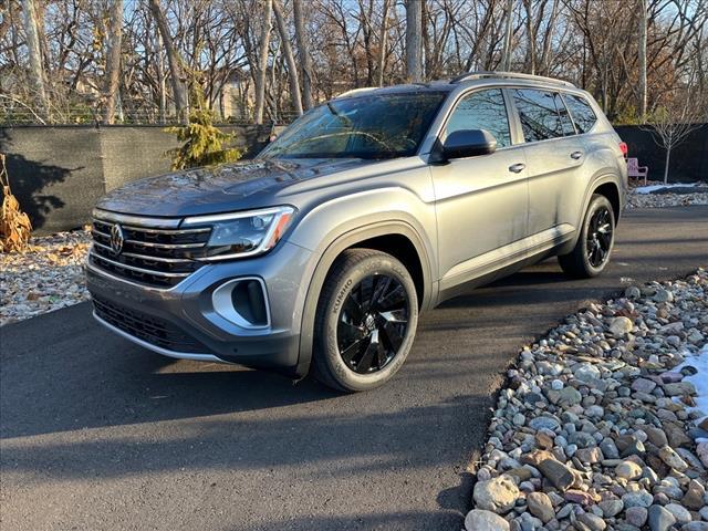 new 2025 Volkswagen Atlas car, priced at $43,315