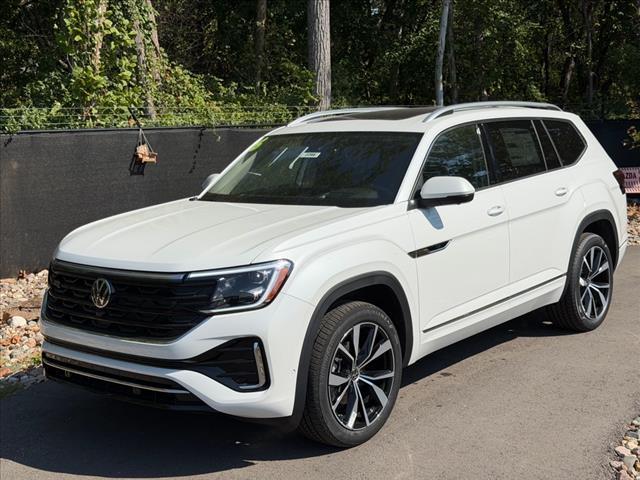 new 2026 Volkswagen Atlas car, priced at $58,286