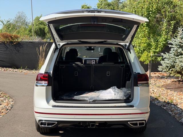 new 2026 Volkswagen Atlas car, priced at $58,286