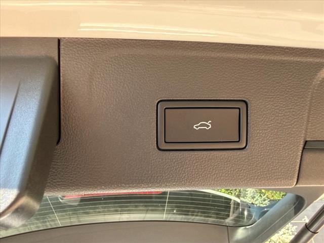 new 2026 Volkswagen Atlas car, priced at $58,286