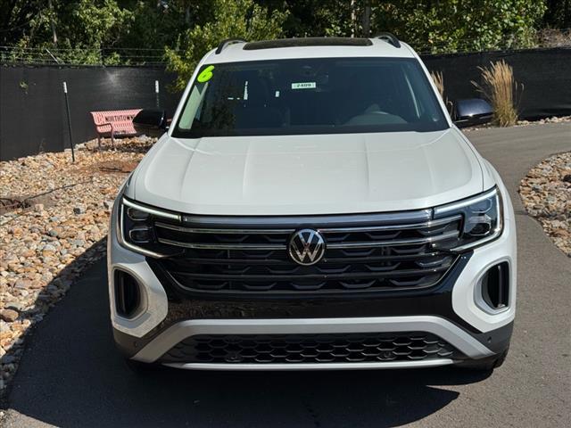 new 2026 Volkswagen Atlas car, priced at $51,716
