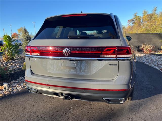 new 2025 Volkswagen Atlas car, priced at $49,336