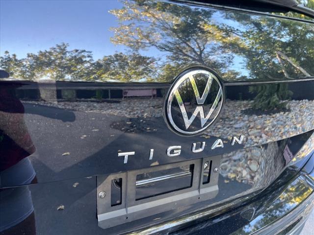 new 2024 Volkswagen Tiguan car, priced at $35,592