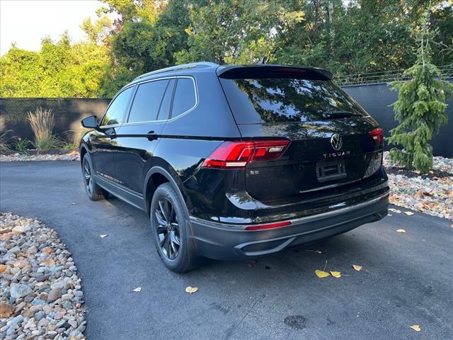 new 2024 Volkswagen Tiguan car, priced at $35,592