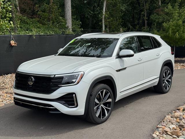 new 2026 Volkswagen Atlas Cross Sport car, priced at $56,648