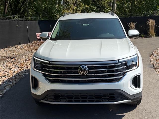 new 2026 Volkswagen Atlas car, priced at $49,186