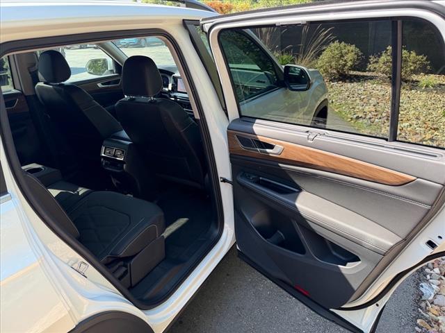 new 2026 Volkswagen Atlas car, priced at $49,186