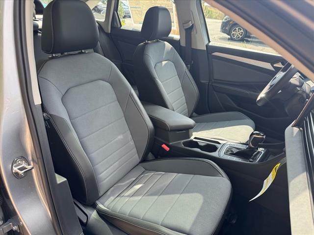 new 2025 Volkswagen Jetta car, priced at $28,040