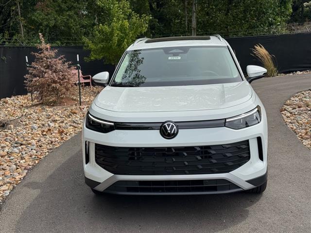 new 2025 Volkswagen Tiguan car, priced at $36,770