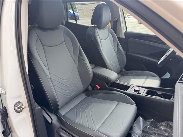 new 2025 Volkswagen Tiguan car, priced at $36,770