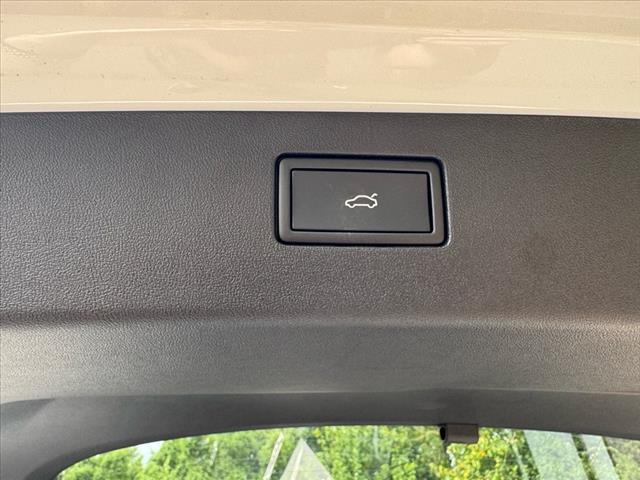 new 2025 Volkswagen Tiguan car, priced at $36,770