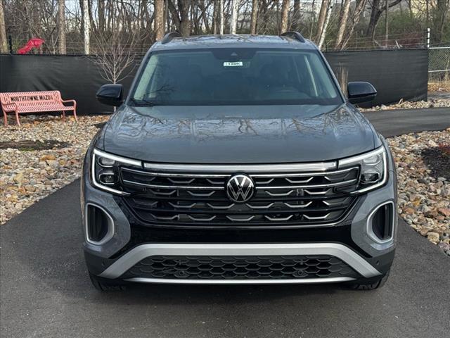 new 2025 Volkswagen Atlas car, priced at $44,531