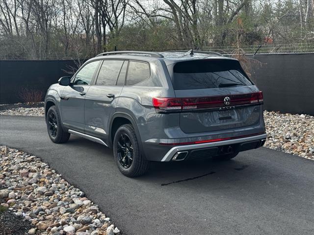 new 2025 Volkswagen Atlas car, priced at $44,531