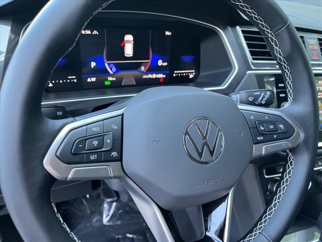 new 2024 Volkswagen Tiguan car, priced at $31,683