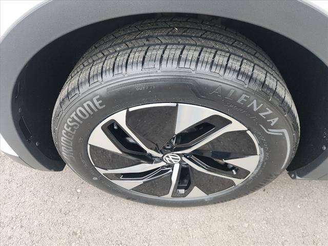 used 2021 Volkswagen ID.4 car, priced at $24,600