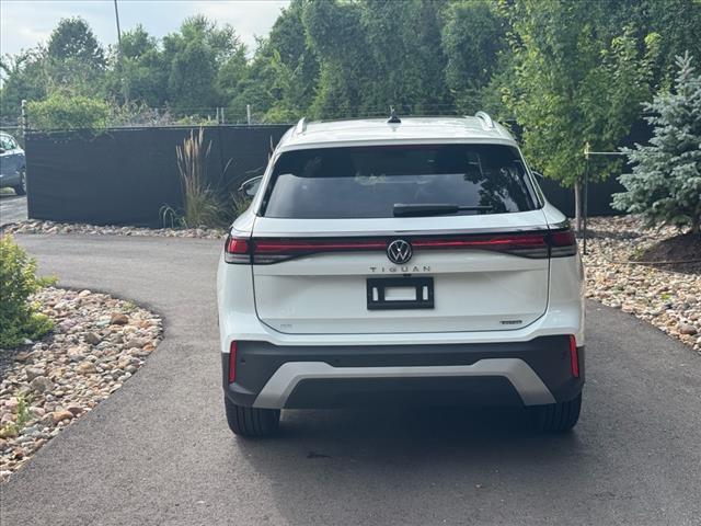 new 2025 Volkswagen Tiguan car, priced at $36,760