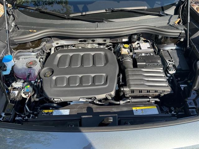 new 2025 Volkswagen Tiguan car, priced at $36,176