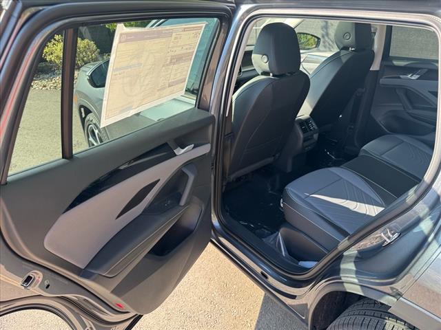 new 2025 Volkswagen Tiguan car, priced at $36,176