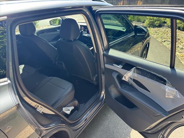 new 2025 Volkswagen Tiguan car, priced at $31,966