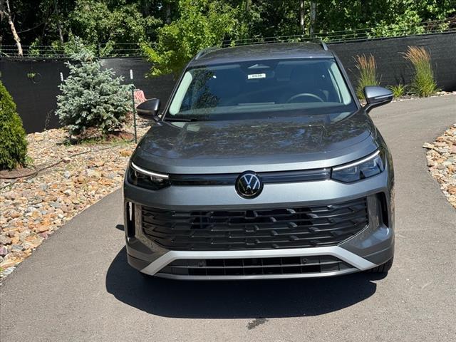 new 2025 Volkswagen Tiguan car, priced at $31,966