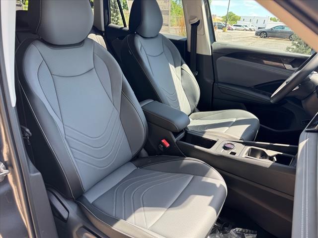 new 2025 Volkswagen Tiguan car, priced at $31,966