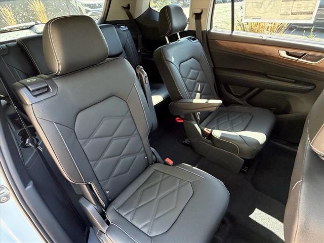 new 2026 Volkswagen Atlas car, priced at $49,286
