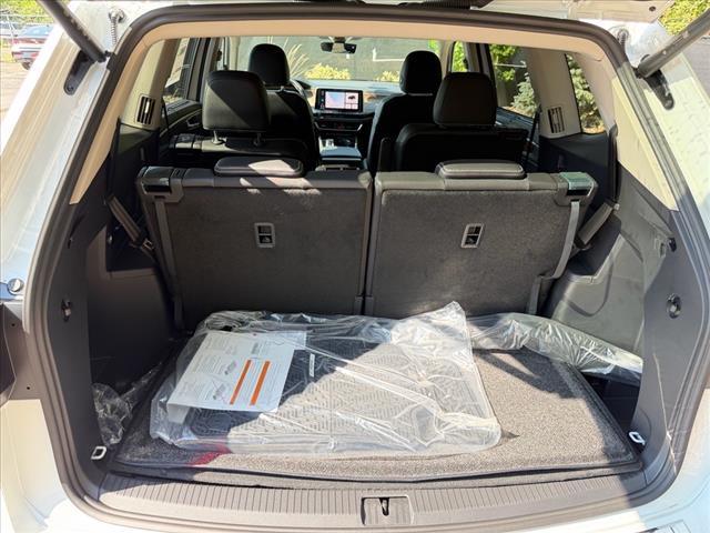 new 2026 Volkswagen Atlas car, priced at $49,286