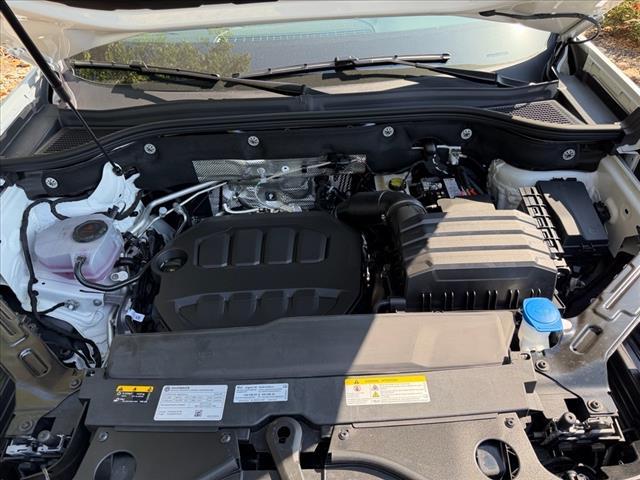 new 2026 Volkswagen Atlas car, priced at $49,286