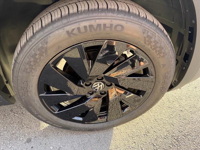 new 2026 Volkswagen Atlas car, priced at $49,057