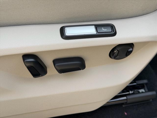 new 2026 Volkswagen Atlas car, priced at $55,618