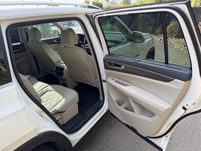 new 2026 Volkswagen Atlas car, priced at $55,618