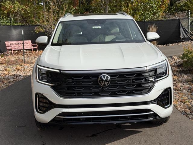 new 2026 Volkswagen Atlas car, priced at $55,618