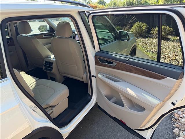 new 2026 Volkswagen Atlas car, priced at $48,459