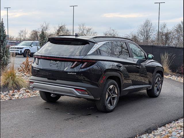 new 2025 Hyundai Tucson Hybrid car, priced at $37,358