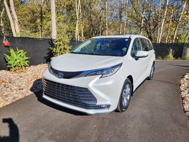 used 2022 Toyota Sienna car, priced at $48,988