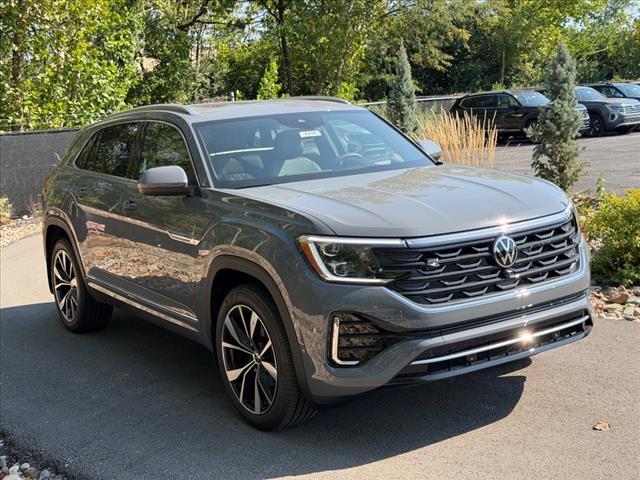 new 2026 Volkswagen Atlas Cross Sport car, priced at $56,886