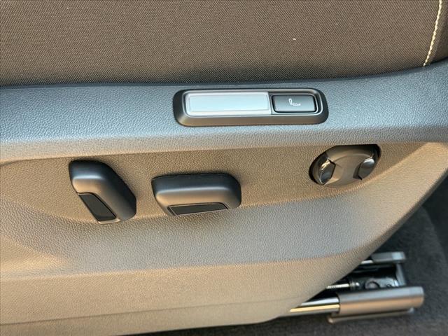 new 2026 Volkswagen Atlas Cross Sport car, priced at $56,886