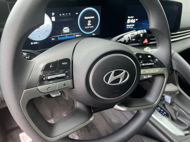 new 2024 Hyundai Elantra car, priced at $24,265