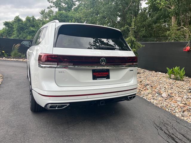 new 2024 Volkswagen Atlas car, priced at $54,208