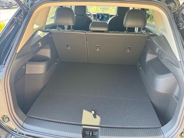 new 2025 Volkswagen Tiguan car, priced at $35,591