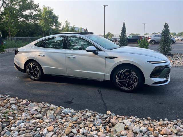 new 2024 Hyundai Sonata car, priced at $31,215