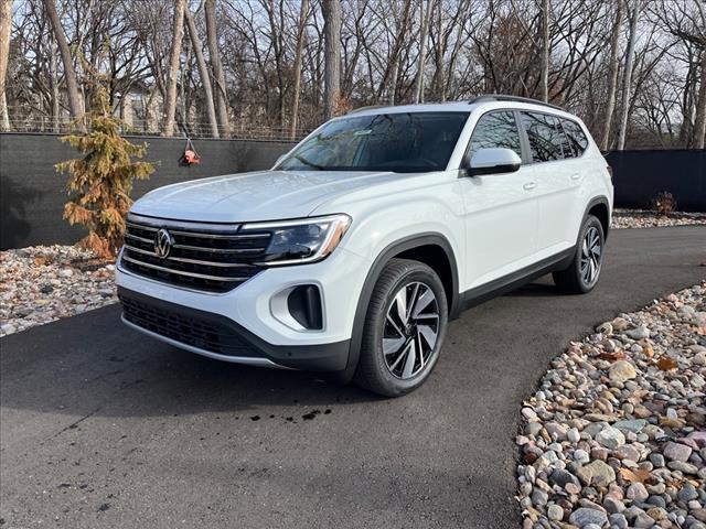 new 2025 Volkswagen Atlas car, priced at $43,415