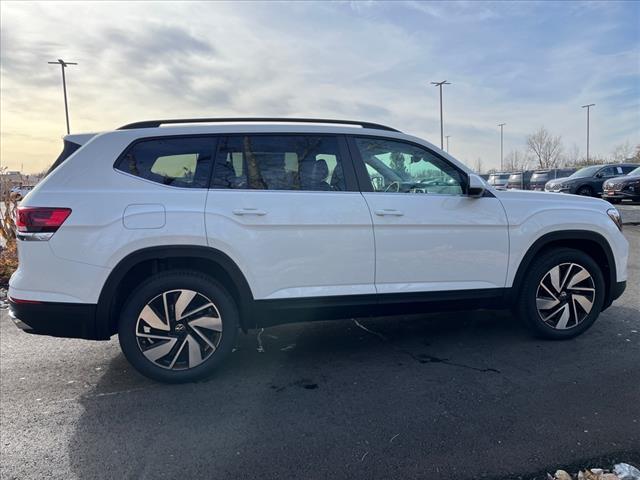 new 2025 Volkswagen Atlas car, priced at $43,415