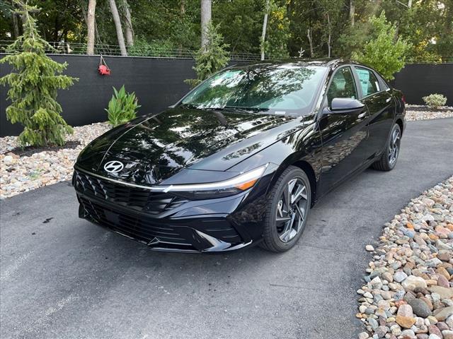 new 2024 Hyundai Elantra car, priced at $26,040