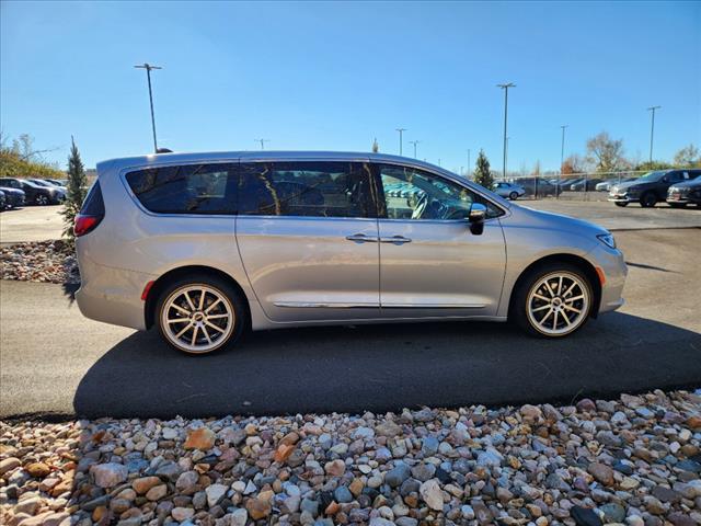 used 2023 Chrysler Pacifica Hybrid car, priced at $36,995