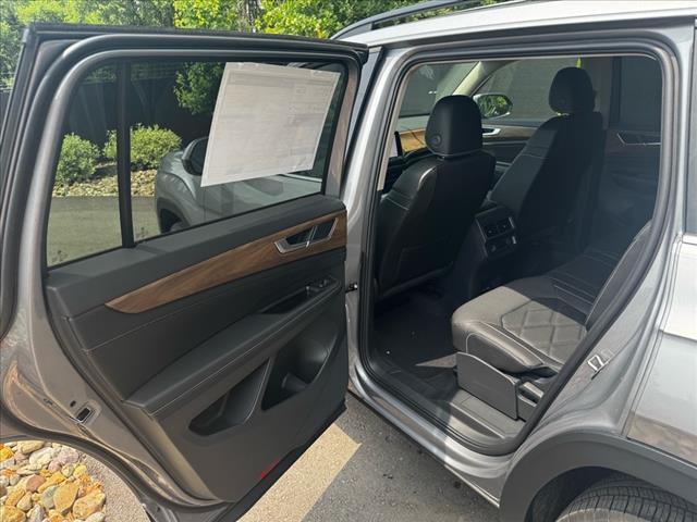 new 2025 Volkswagen Atlas car, priced at $39,035